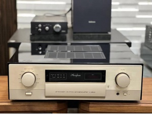 日本 Accuphase 金嗓子 C-2800 前级