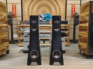 美国YG Acoustics Vantage 万特落地箱