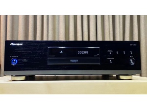 先锋 Pioneer  UDP-LX 800  旗舰4K蓝光机