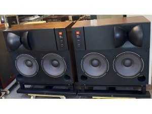 JBL  4435  经典大型监听音箱