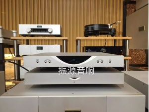 英国 莲 LINN KLIMAX Kontrol Dynamik 动态电源前级+莲LINN KLIMAX Chakra Twin Dynamik 动态电源立体声后级